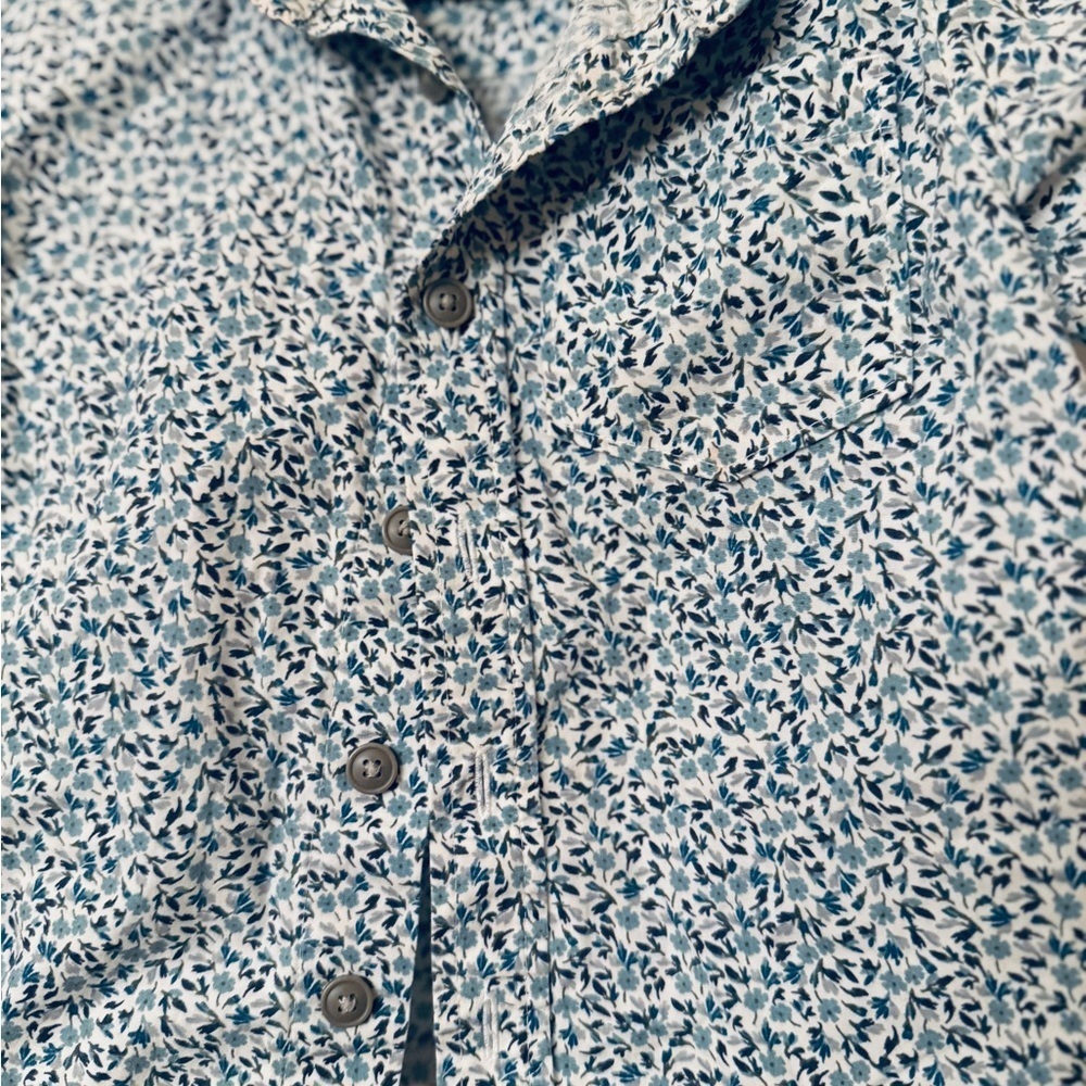 Toddler Button Down Shirt 2T - Picture 2 of 3